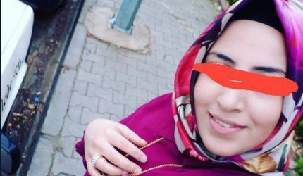 Türbanlı Emine