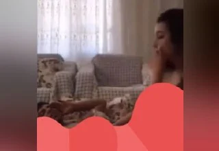 19'luk upuzun saçlı Begümü dayısının oğlu kandırıp sikiyor