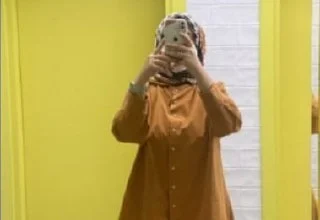 Evli türbanlı kaşar