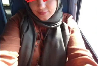 Türbanlı kadının özel resimleri