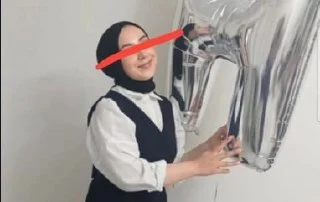 Türbanlı kızın ifsaları
