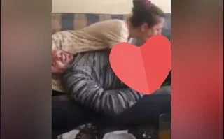 Yengesini Beceren Genç